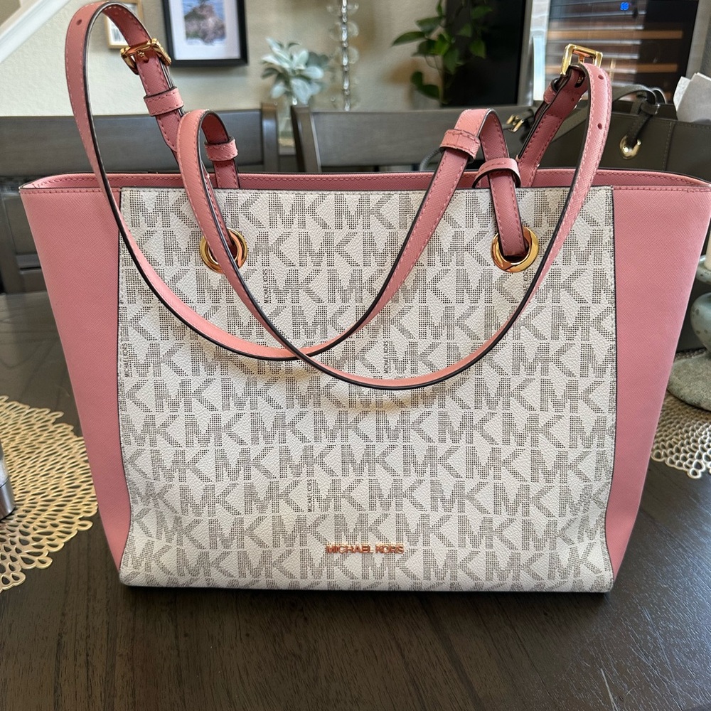 Michael Kors tote